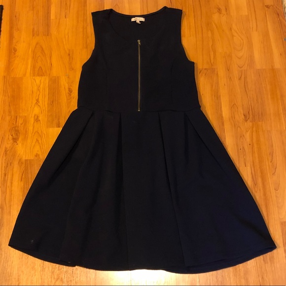 ashlynn Kate Dresses & Skirts - Ashlynn Kate • Dress •